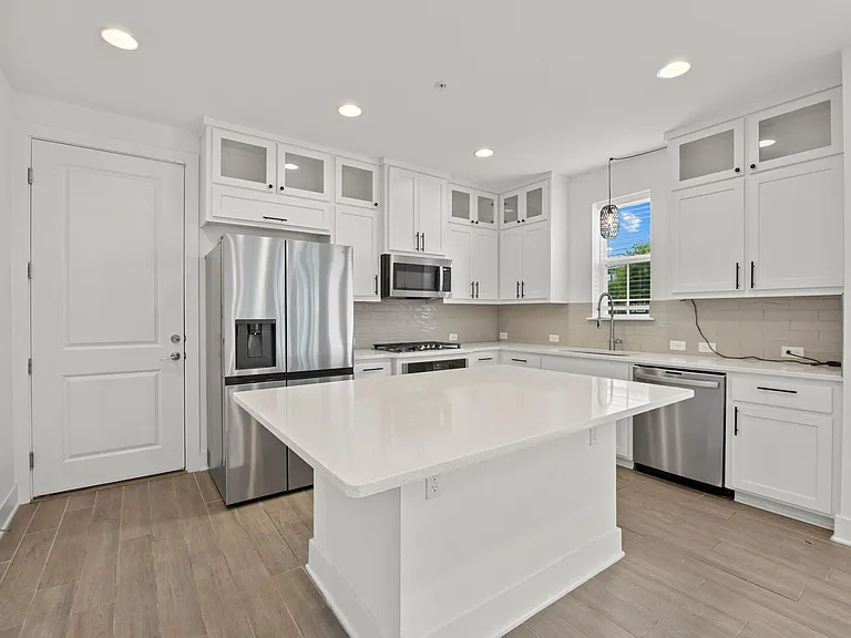 4412 Tilley St #E — Photo 6