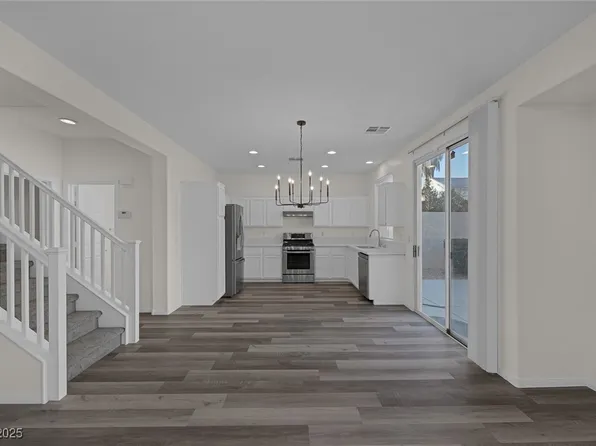 8560 Lost Gold Ave, Las Vegas, NV 89129