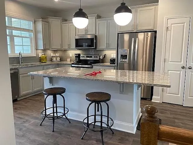 1020 Gateway Commons Cir — Photo 12