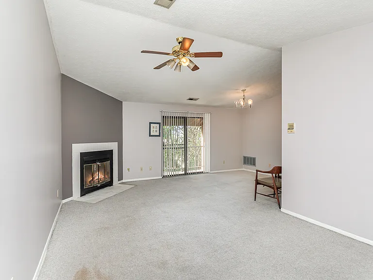 518 Riddle Rd #12 — Photo 3