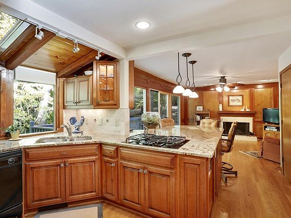 5th image of 3434 Wood Acres Blvd