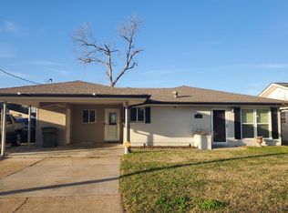 1301 N Elton Ct, Lake Charles, LA 70607