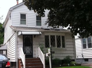 8772 254th St, Bellerose, NY