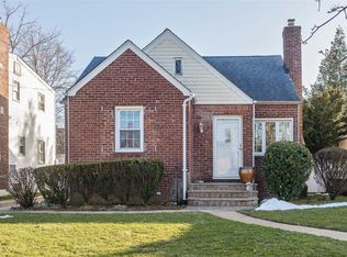 18 Keller St, Valley Stream, NY 11580