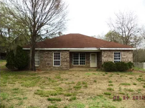 135 Southern Cross Trl, Hope Hull, AL 36043