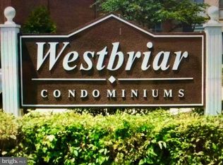 3708 N Rosser St APT 203, Alexandria, VA 22311