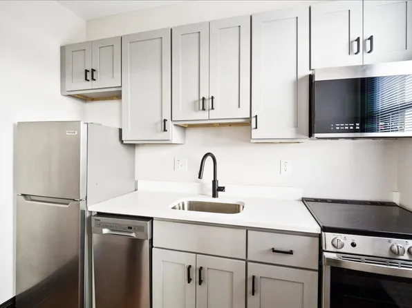 4909 Lindenwood Ave APT 308, Saint Louis, MO 63109