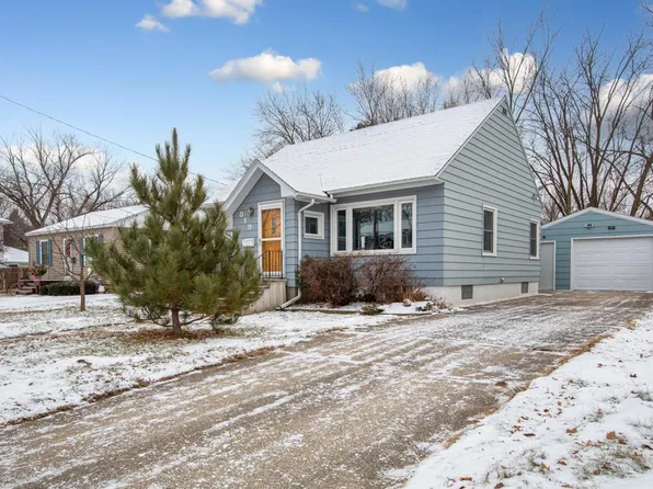 819 2nd St SW, Faribault, MN 55021