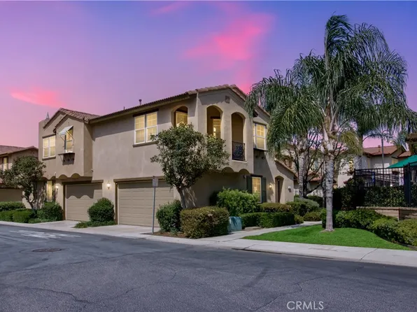 3325 Night Bloom Ln, Perris, CA 92571