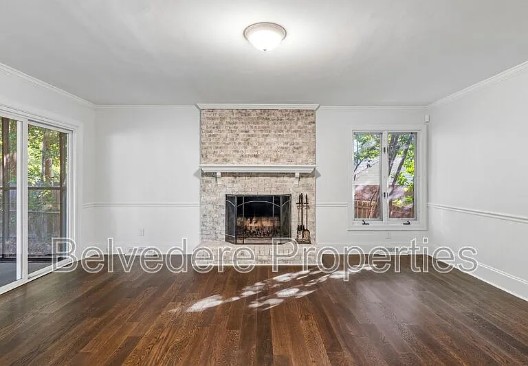 4103 Oak Hollow Dr — Photo 20