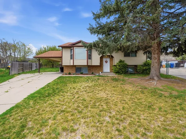 4909 W Sakura Ct, West Jordan, UT 84081