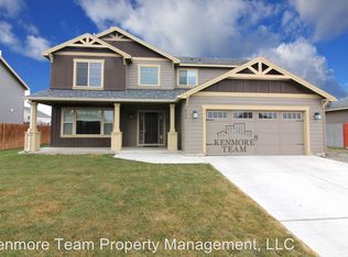4311 Saint Paul Ln, Pasco, WA 99301
