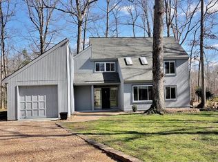 3211 Quail Hill Dr, Midlothian, VA 23112