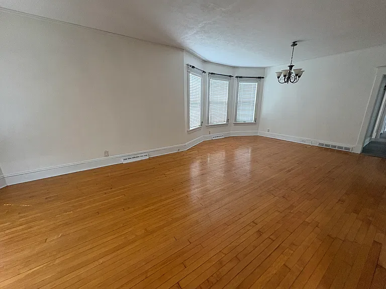 1855 Eastern Pkwy #1 — Photo 2