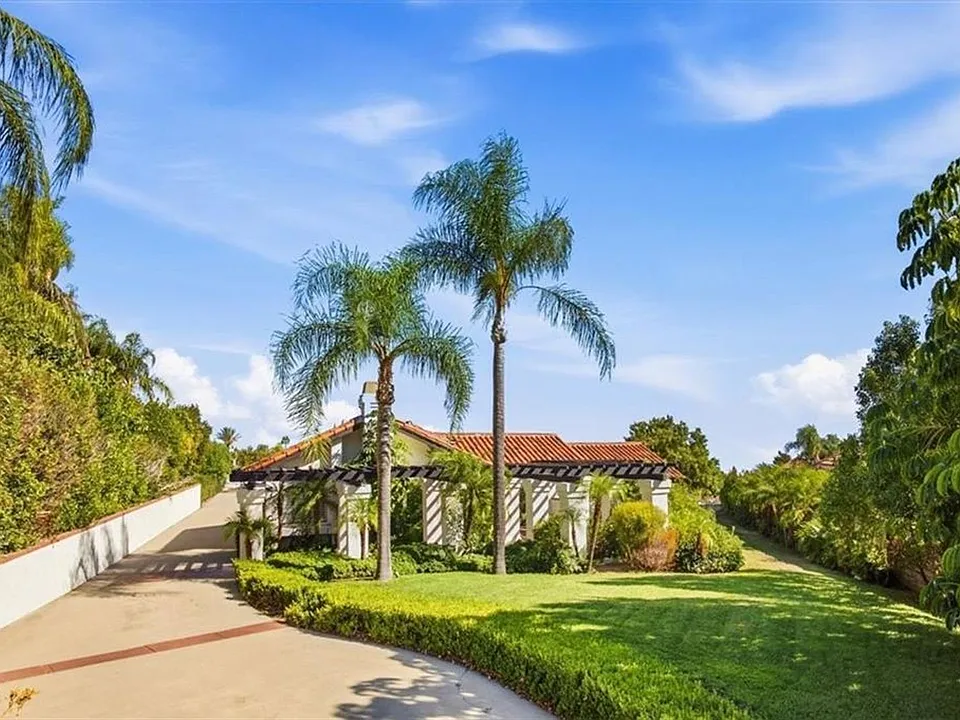 5087 Granada Ct
