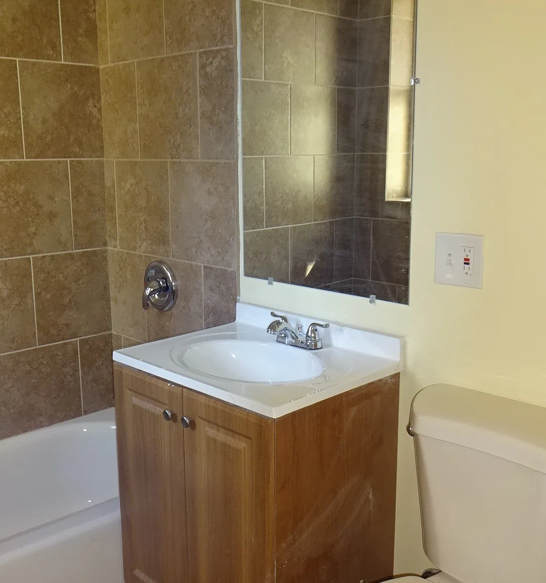 8200 S ADA - 8205... — Photo 1