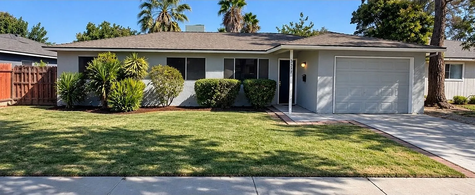 Freshly Updated 3BR/2BA Home in Merced - New Floors & Paint — Photo 1