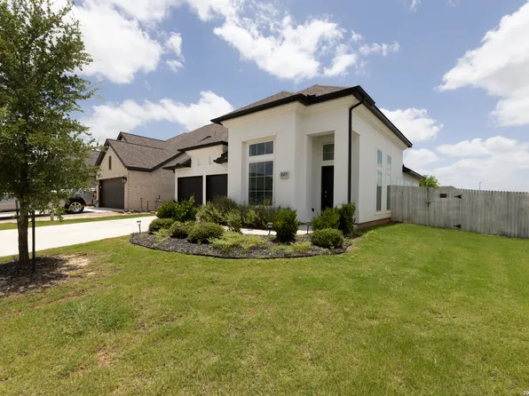 667 Arroyo Sierra, New Braunfels, TX 78130