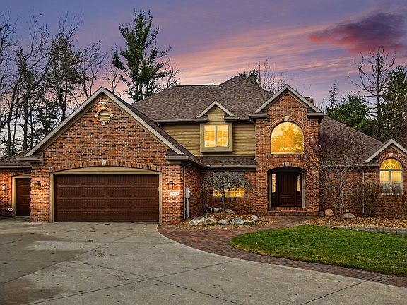 2nd image of 1913 Woodstone Ct