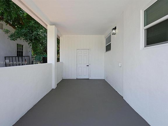 3rd image of 1145 NE 134th St