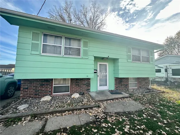 2945 Cleveland Ave, Des Moines, IA 50317