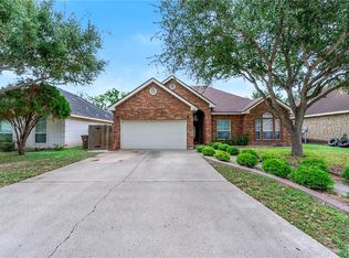 1104 N Boston College Dr, Edinburg, TX 78541