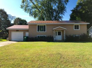 207 2nd Ave S, Lester Prairie, MN 55354