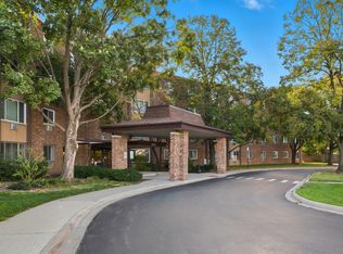 1375 Rebecca Dr APT 213, Hoffman Estates, IL 60169