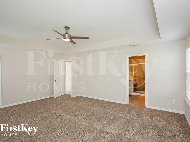 10576 Glenwyck Pl — Photo 6