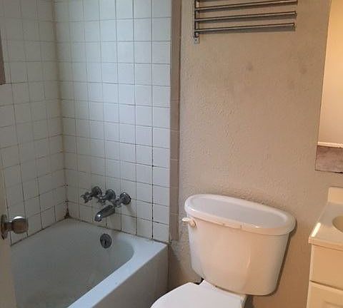 5th image of 3902 Alabama Ave APT 9