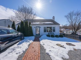 27 Walnut Street, New Windsor, NY 12553