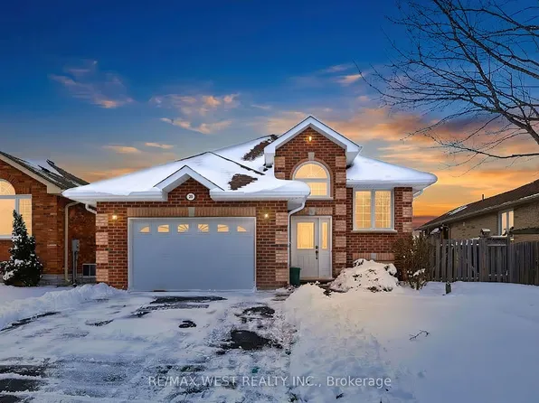 20 Eakins Cres, Kawartha Lakes, ON K9V 6J9