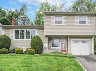 67 Eaton Pl, Bloomfield, NJ 07003