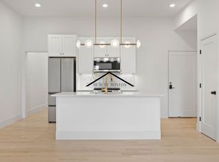6 Brooks St #5, Boston, MA 02128