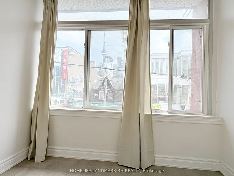 414 Dundas St W #201 — Photo 11