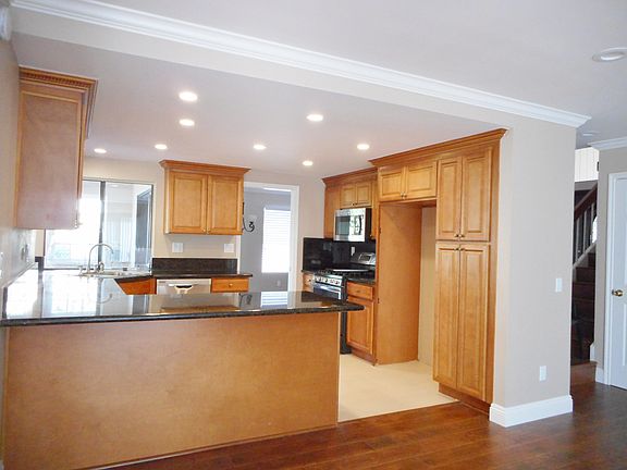 3rd image of 5447 Cedarhaven Dr