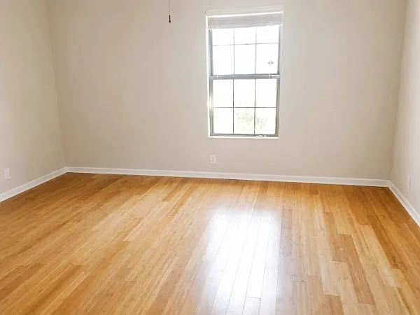 3 bed, 2.5 bath, 2880 sqft, $2,450 — Photo 4