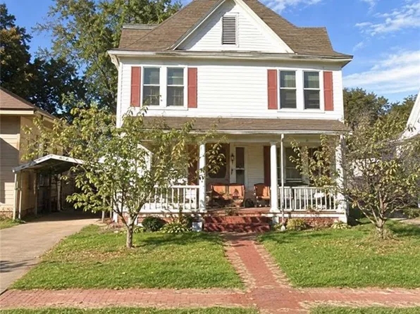 604 West St, Coffeyville, KS 67337