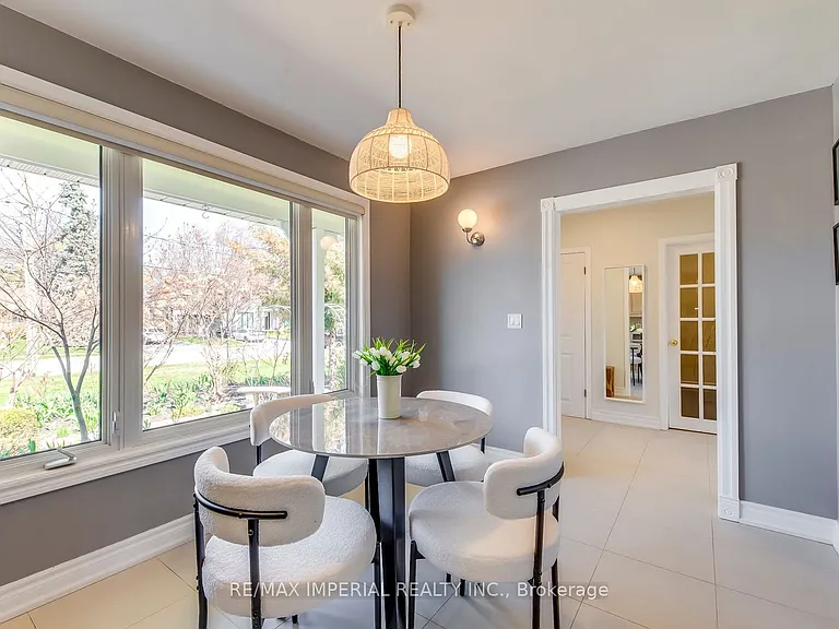 2048 Devon Rd — Photo 15