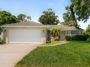 2944 Bristol Ln, South Daytona, FL 32119