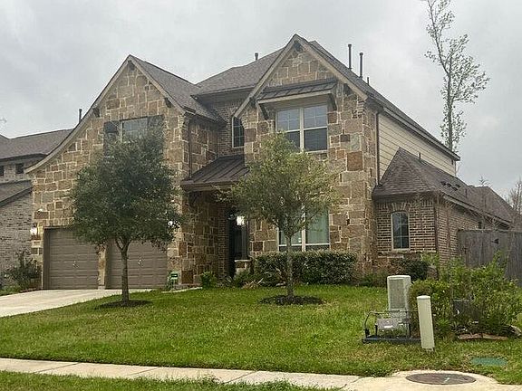 2nd image of 18924 Rosewood Terrace Dr