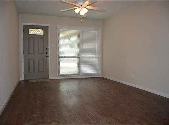 2nd image of 8427 Sonneville Dr