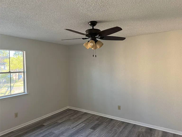 7402 Alabonson Rd — Photo 10