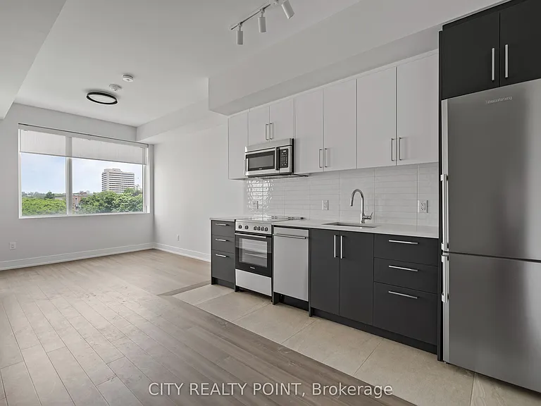 664 Spadina Ave #906 — Photo 10