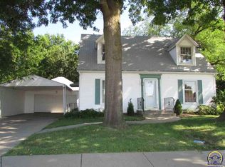 2600 SW 21st St, Topeka, KS 66604