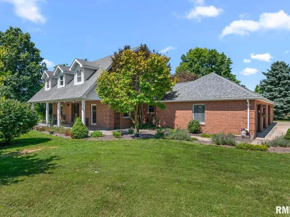 103 Morningstar Ln, Jacksonville, IL 62650