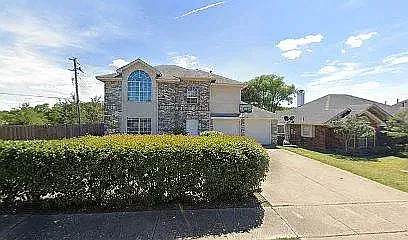 4 bed, 2.5 bath, 1919 sqft, $2,850 — Photo 3