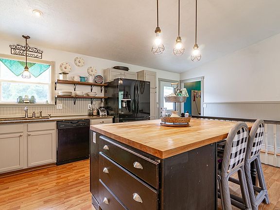4th image of 8721 Brookstone Dr