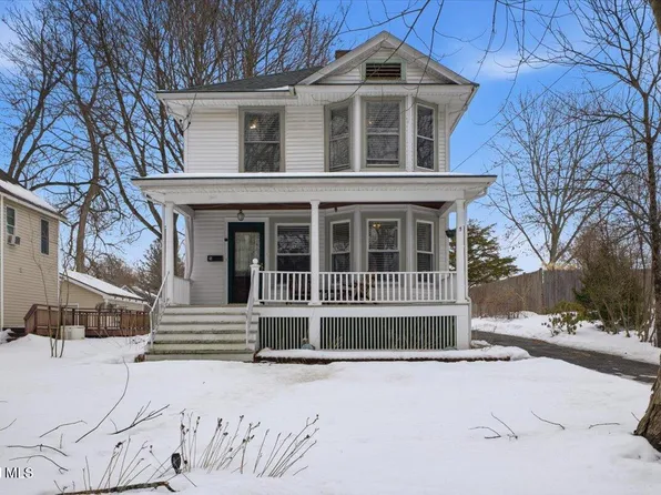 5 Morgan Terrace, Castleton, NY 12033
