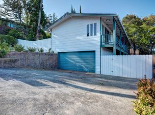 3340 Oakwood Pl, Redding, CA 96001